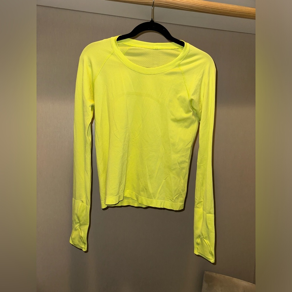 Lululemon Swiftly Tech